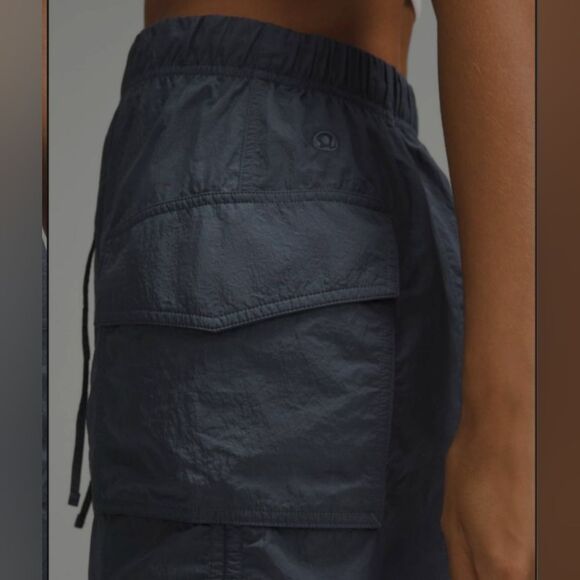 NWT Lululemon Nylon Cargo Mini SkirtOil Grey Size XS - Picture 6 of 7